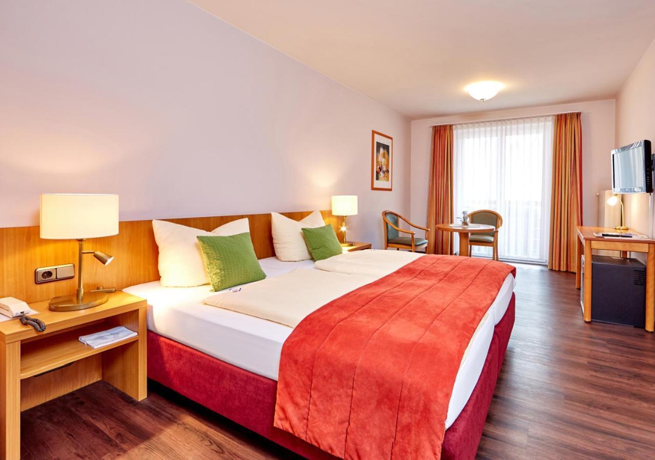 Zum Turm - Und Gaestezimmer Apartment Oberammergau