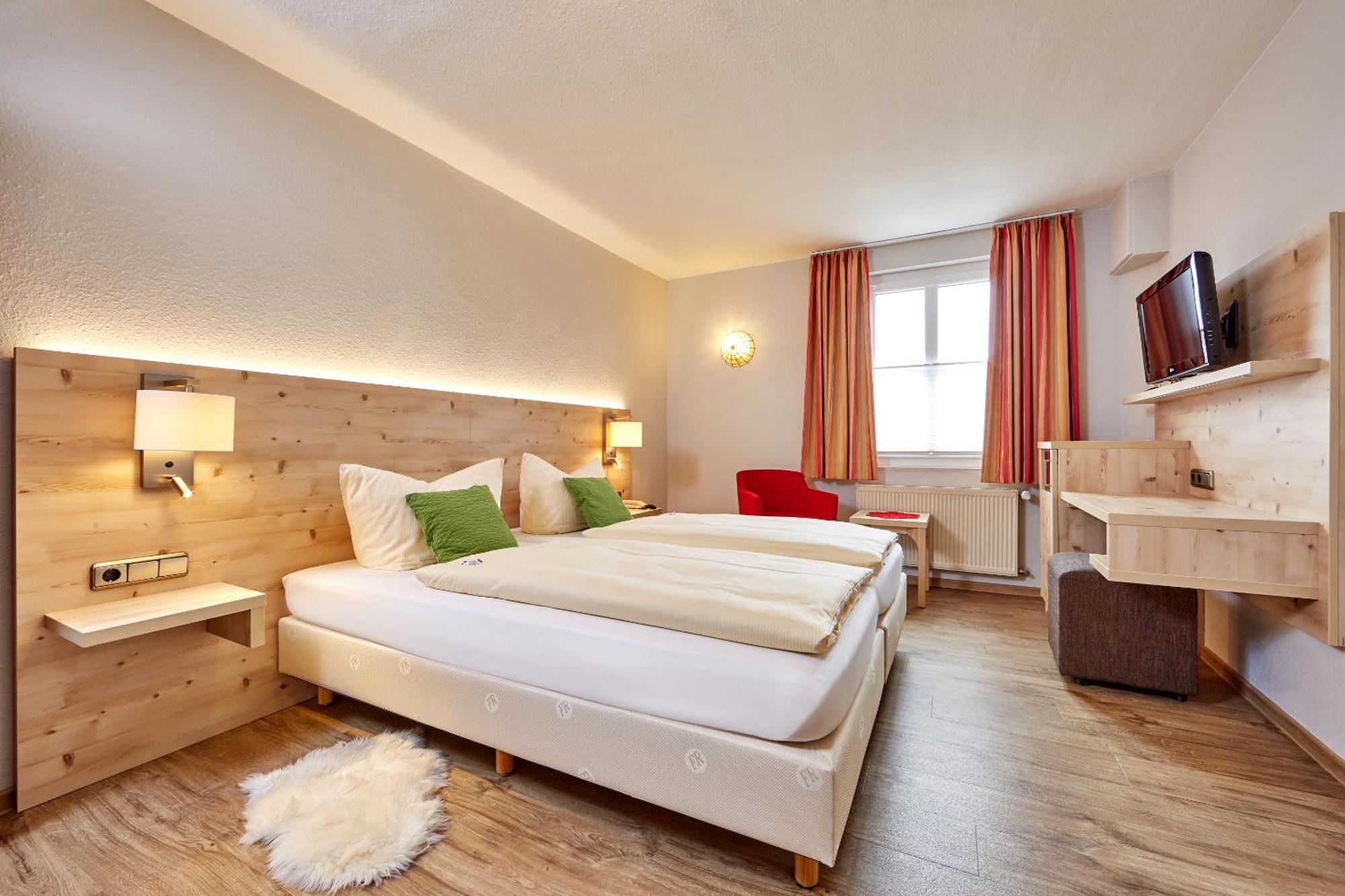 Zum Turm - Und Gaestezimmer Apartment Oberammergau